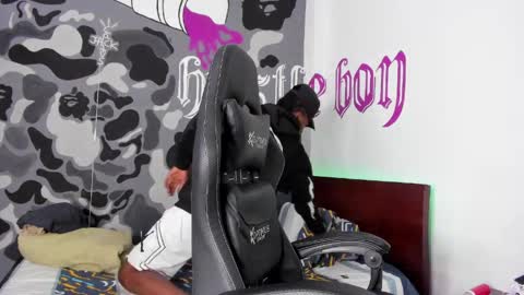 BRYSON online show from April 5, 3:42 pm