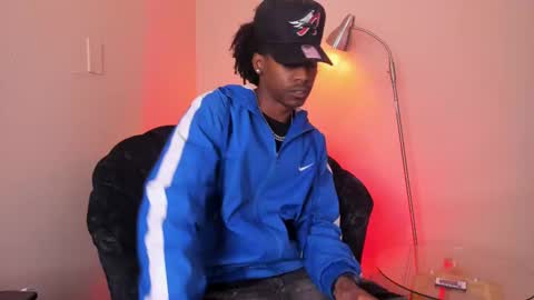 Bryxon  online show from February 25, 2:04 pm