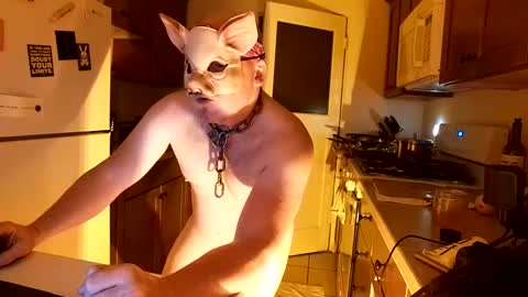 bottom freak online show from March 2, 6:37 am