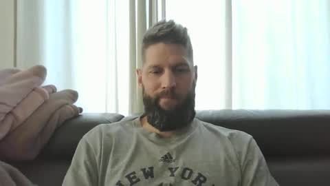 bubblebee1982 online show from January 11, 1:01 pm