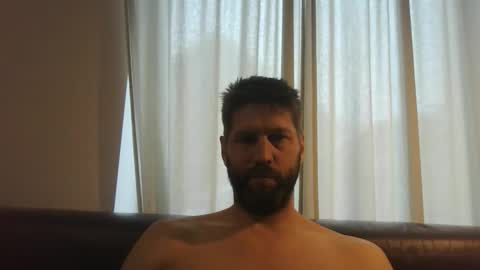 bubblebee1982 online show from October 2, 7:07 am