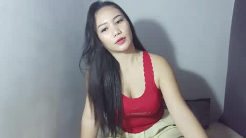 bubbles103590 online show from August 7, 4:33 am