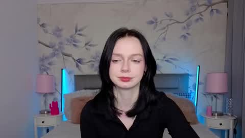 Leona online show from February 21, 12:35 am