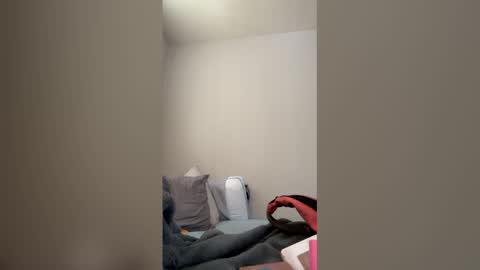 buggggy5 online show from March 31, 6:08 pm