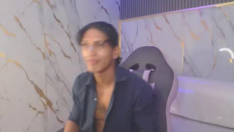 bull_cam online show from October 3, 8:50 pm