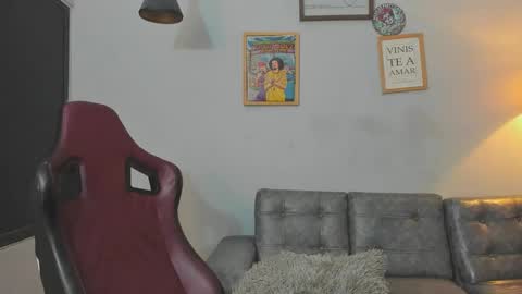 bull_cam online show from March 4, 3:25 am