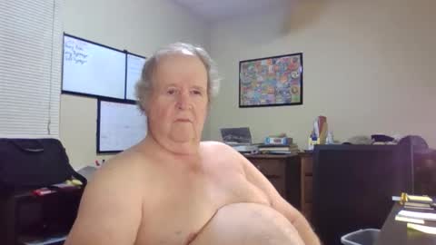 bullfrogg5050 online show from October 27, 12:21 am