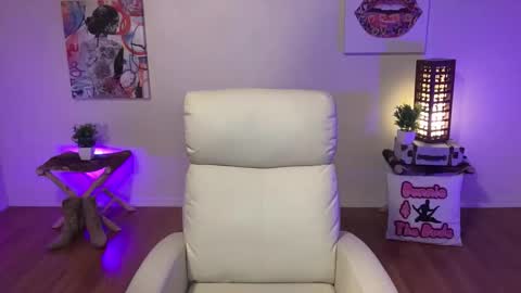 BUNNIE and THE DUDE TheLebowskis online show from February 19, 8:13 am