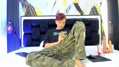 bunny online show from November 8, 1:03 pm