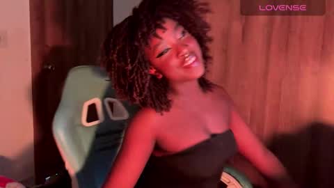 Isa online show from September 30, 8:08 pm