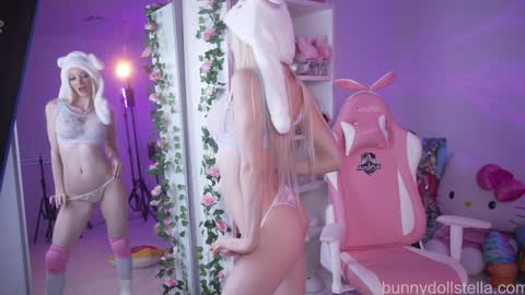 Snapshot of bunnydollstella chatting on October 5, 1:14 am Stella online show from October 5, 1:14 am