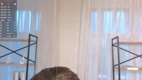 Lizy online show from May 27, 1:57 am