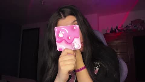 Snapshot of bunnyy09 chatting on October 30, 2:23 am Jess online show from October 30, 2:23 am