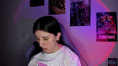 Snapshot of bunnyy09 chatting on January 16, 3:02 am Jess online show from January 16, 3:02 am