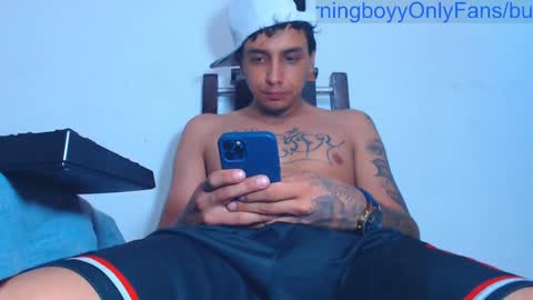 Snapshot of burningboyy chatting on February 27, 9:29 am independiente online show from February 27, 9:29 am