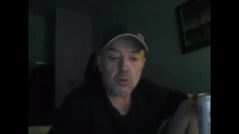 burnleyguy1977 online show from March 19, 4:51 am