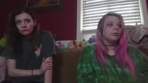 lilly online show from December 4, 9:29 pm