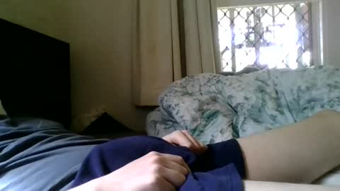 burnttoast6 online show from November 28, 11:23 pm