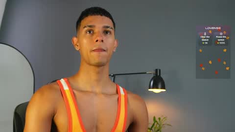 Buster independent model online show from May 22, 3:30 pm