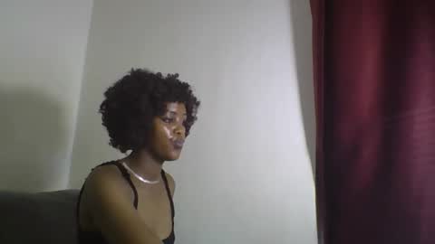 Snapshot of busty_mellons chatting on September 30, 12:10 am busty_mellons online show from September 30, 12:10 am