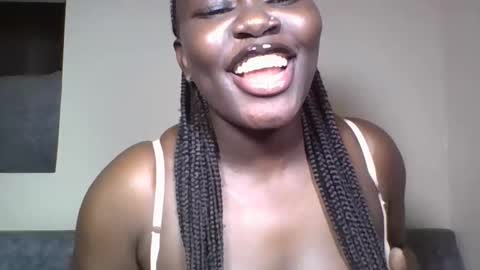 Snapshot of busty_mellons chatting on September 16, 12:23 am busty_mellons online show from September 16, 12:23 am