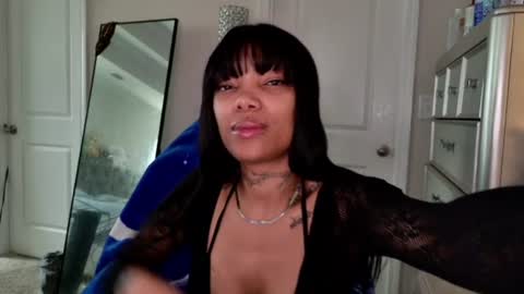 butterfly booty online show from June 15, 6:00 pm