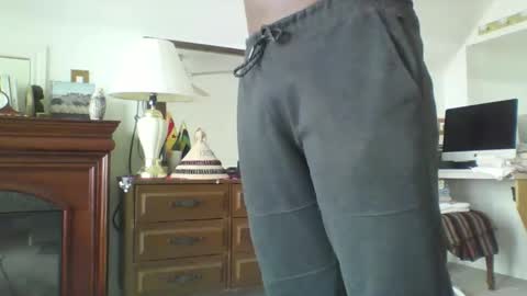 Buzsy online show from February 25, 3:37 pm