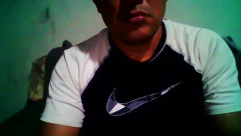 Snapshot of cachito83915 chatting on October 8, 5:02 am Cachudosexy online show from October 8, 5:02 am