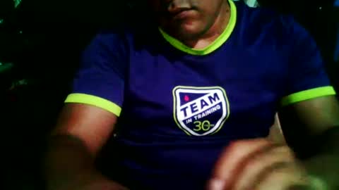 Snapshot of cachito83915 chatting on October 1, 4:44 am Cachudosexy online show from October 1, 4:44 am