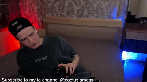 Snapshot of cactusjames_69 chatting on October 17, 7:07 pm James online show from October 17, 7:07 pm