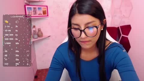 Snapshot of cailee_mansour chatting on September 22, 8:13 pm Cailee online show from September 22, 8:13 pm