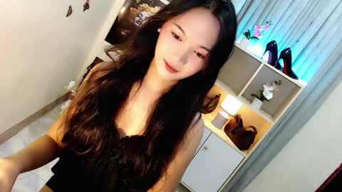 Snapshot of caitlin_x chatting on September 14, 7:37 pm caitlin online show from September 14, 7:37 pm