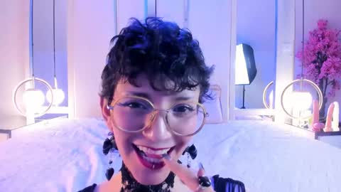 Caliope  online show from May 25, 10:27 pm