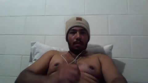 Snapshot of calipso1222 chatting on January 31, 4:03 am calipso1222 online show from January 31, 4:03 am