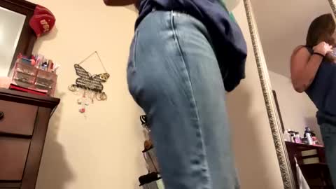 calishop1 online show from October 5, 1:03 am