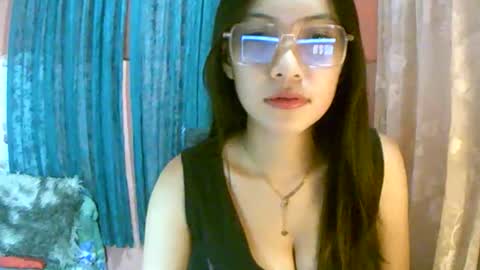 Snapshot of calla_freya chatting on October 13, 9:11 am Freya online show from October 13, 9:11 am