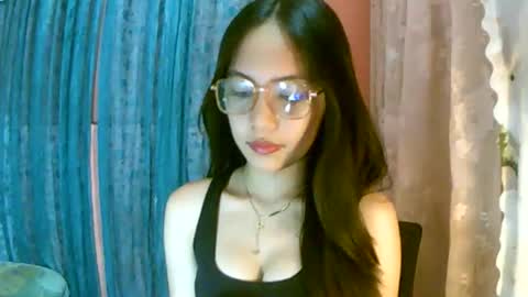Snapshot of calla_freya chatting on October 16, 11:21 am Freya online show from October 16, 11:21 am