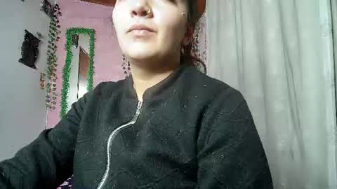 paula online show from June 18, 1:55 am