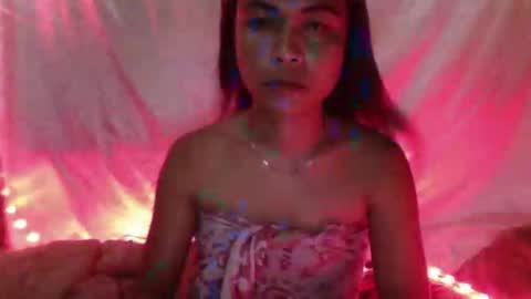 callme meya in asia online show from April 7, 12:40 pm