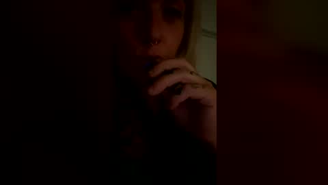 callmeagoodgirlplease online show from July 2, 2:53 am
