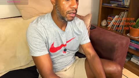 My name is Robert  Dont be shysay hi I love to chat. For requests or dirty talk please use tips  online show from April 3, 4:30 am