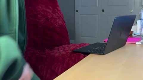 callmelovelie online show from January 16, 7:01 pm