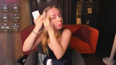 Nora online show from November 14, 6:04 am