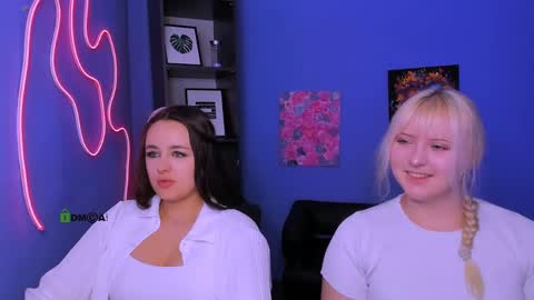 callmevivien online show from April 3, 1:29 pm