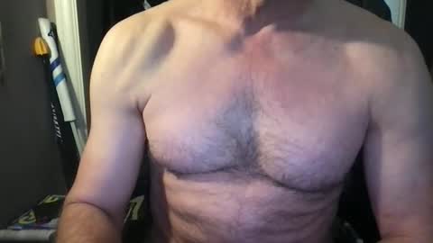 callum5555 online show from May 1, 9:14 am