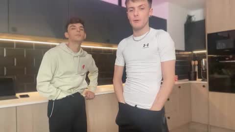 ColeCallum online show from December 4, 4:28 pm