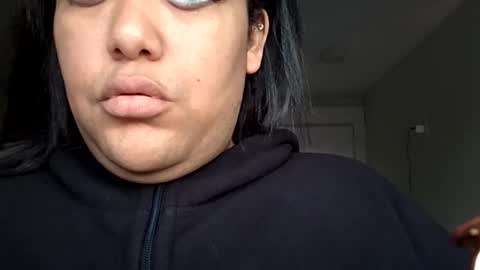 camzxoxox online show from March 18, 10:59 pm