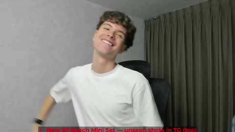 Hey I am Calvin  online show from February 24, 5:16 pm