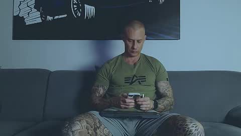 Calvin  online show from February 22, 7:49 pm