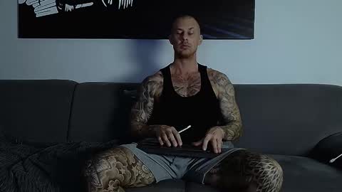 Calvin  online show from October 9, 12:27 am